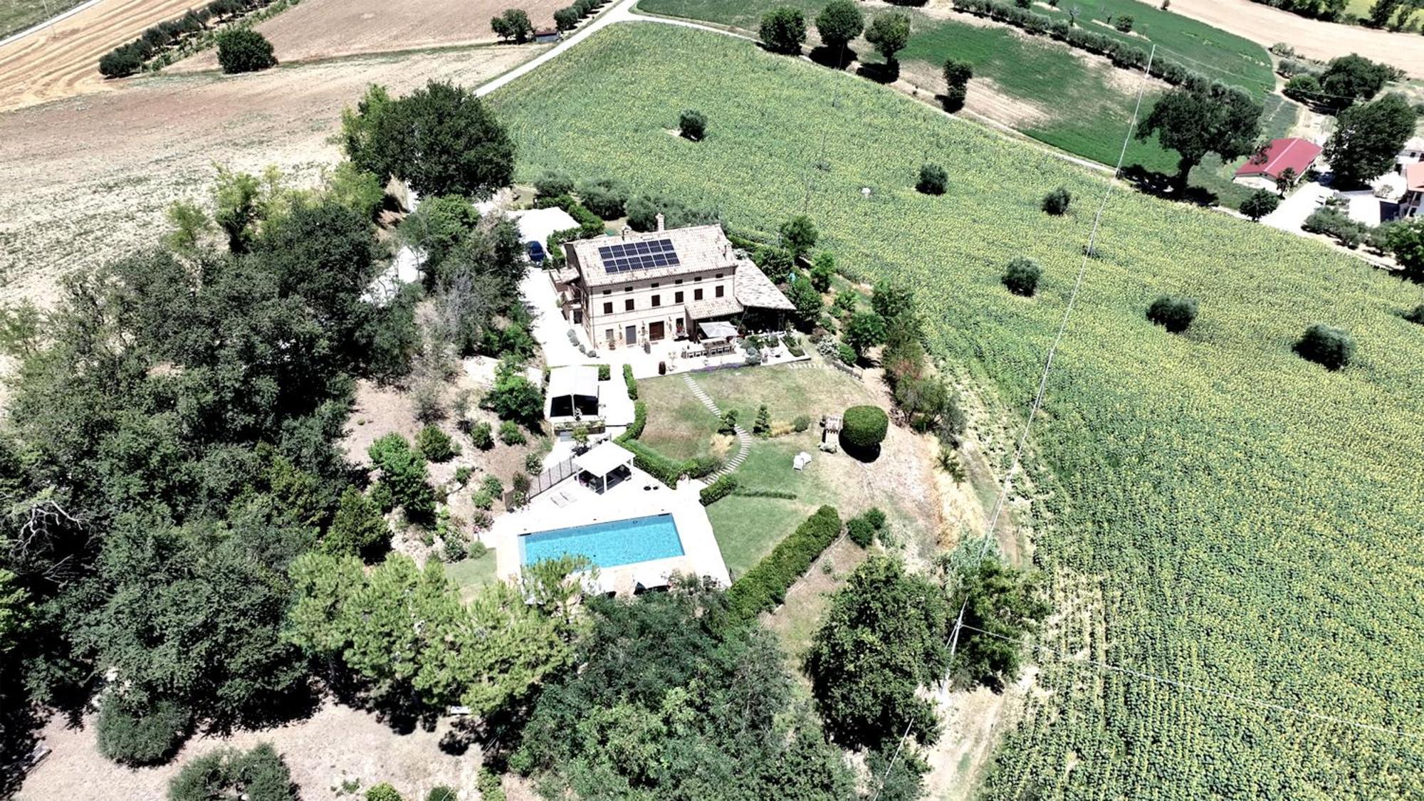 Bed And Breakfast La Vecchia Scuola Montefano Ngoại thất bức ảnh
